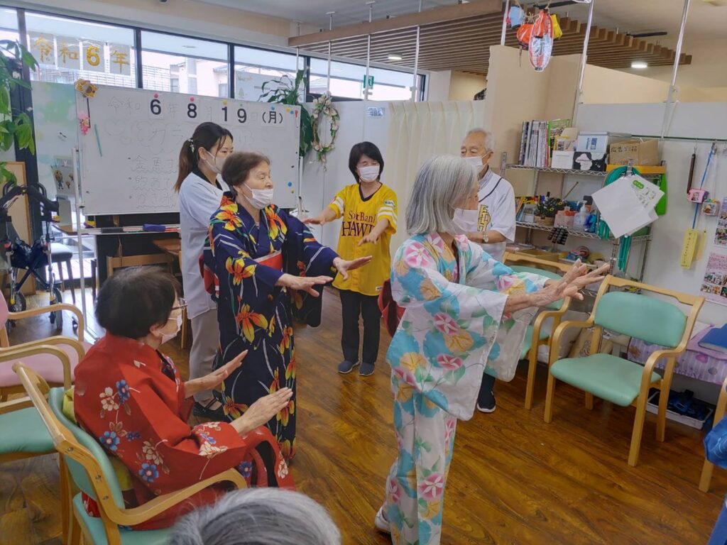 カラー恒例の夏祭り